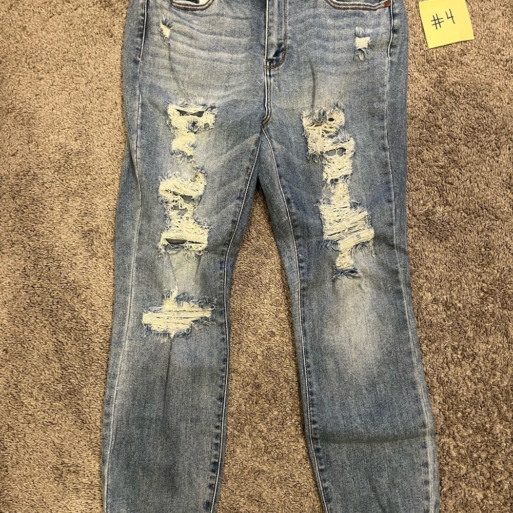 Judy Blue Distressed Denim Skinny Jeans